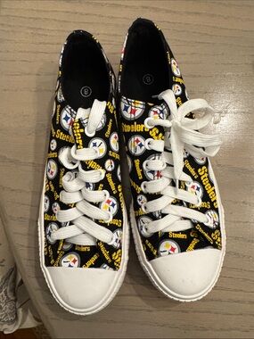 Converse Black Pittsburgh Steelers Print Canvas Sneakers with White Toecap